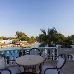 Hotel Ganita Club &