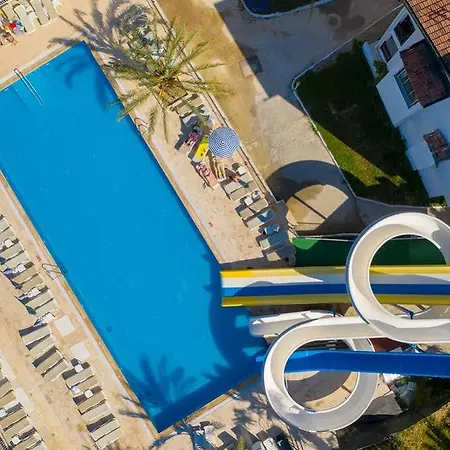 Ganita Club & Hotell