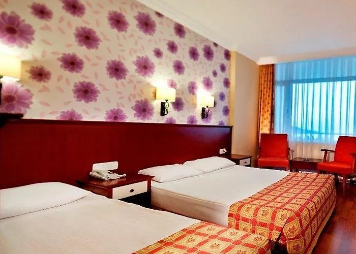 Hotel Ganita Club &