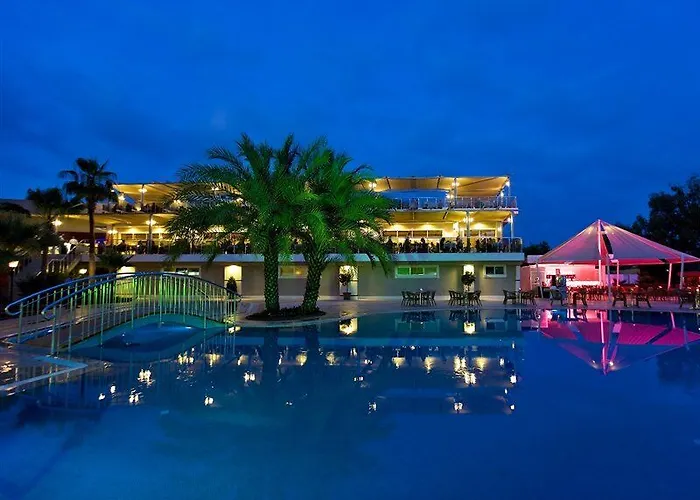 Hotel Ganita Club &